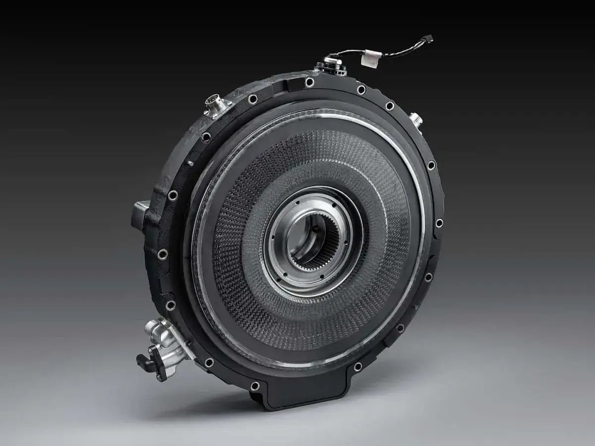 Ile waży silnik? Od 70 kg do V8 przewodnik po masie i typach.