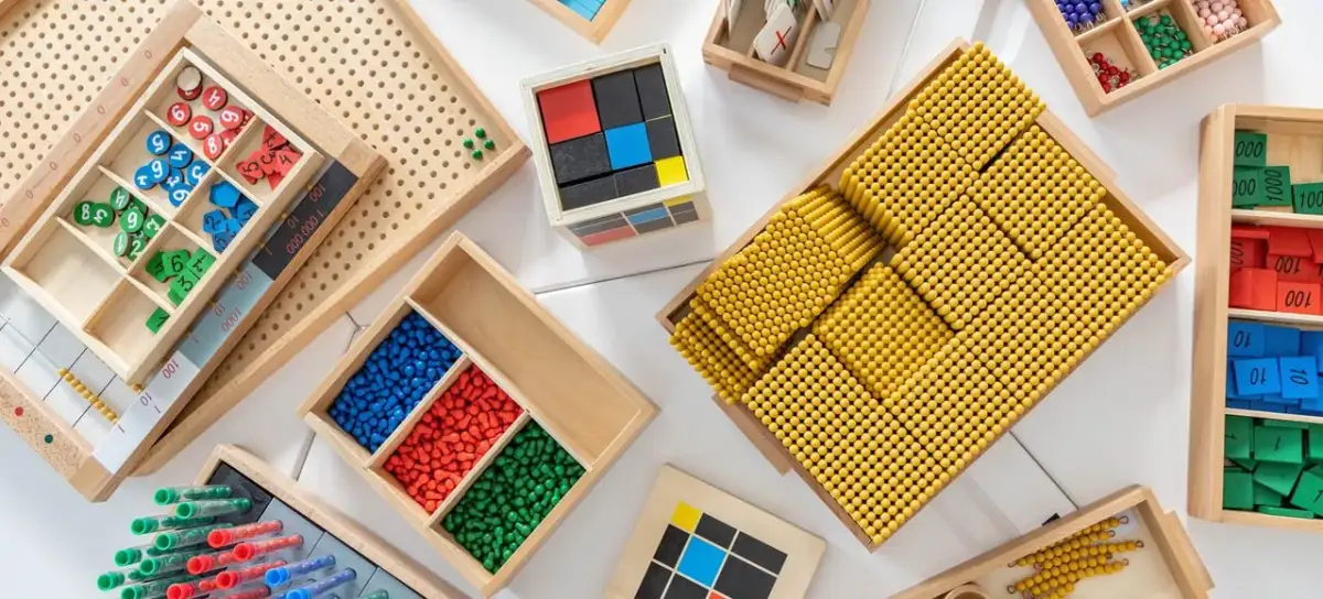 Co to jest okres w matematyce? Zrozumienie i przykłady w praktyce