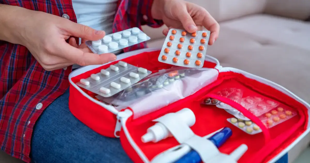 Apteczka: Gdzie ją trzymać, by ratowała życie? Ekspert radzi.