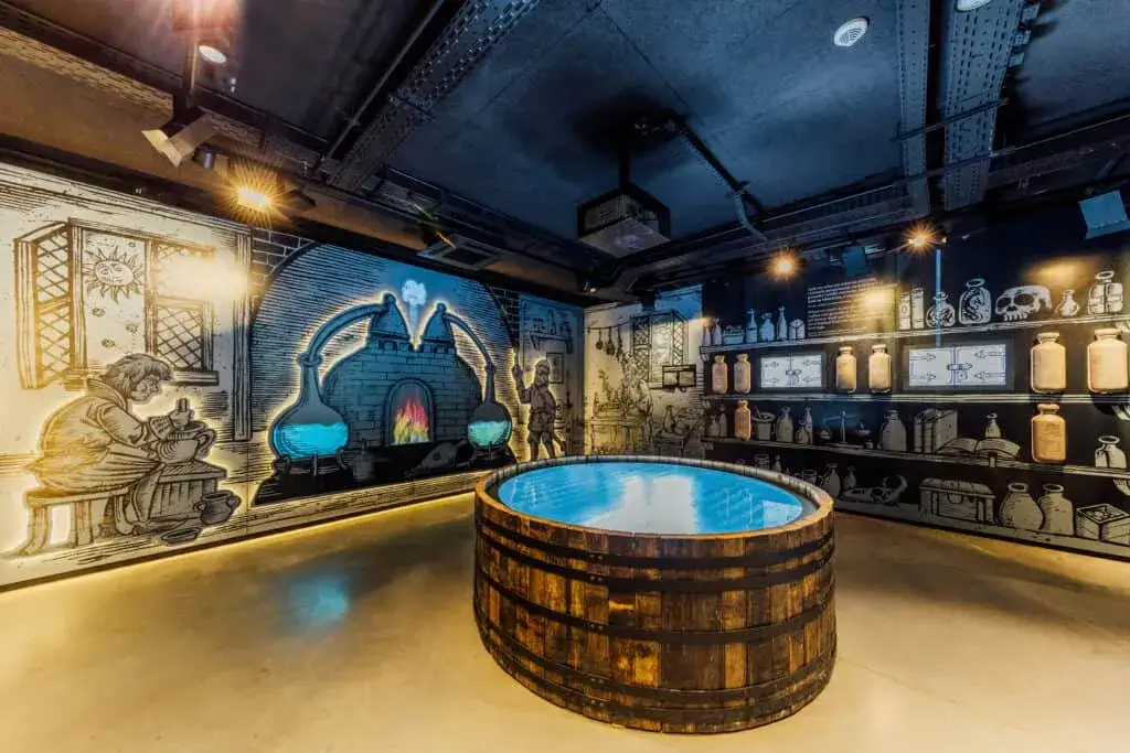 Kto wymyślił wódkę? Odkryj kontrowersje i historię napoju