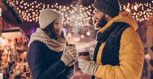 Kto kogo powinien pierwszy zaprosić do domu? Odkryj nowe zasady relacji