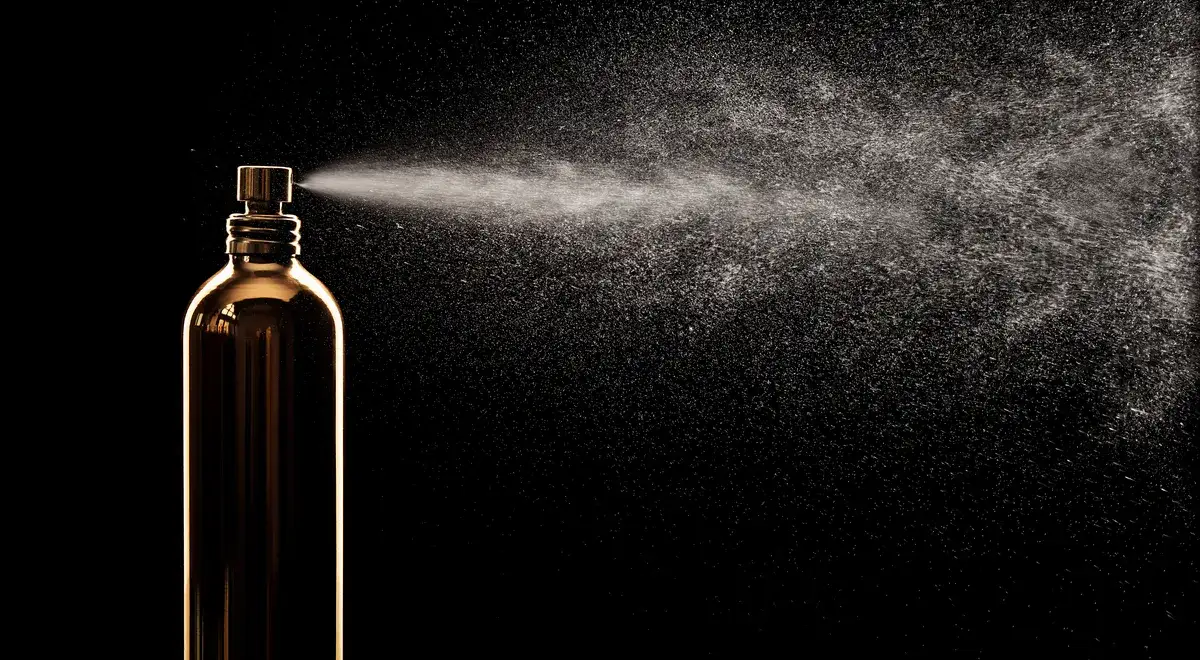 Dlaczego lubimy zapach benzyny? Naukowe wyjaśnienie