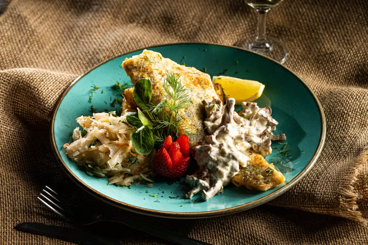 Mrągowo: Gdzie zjeść? Od ryb po obiady najlepsze miejsca!