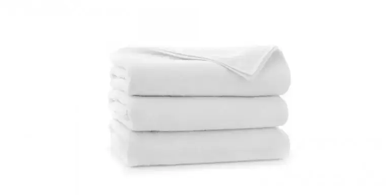 Czy w hotelu są ręczniki? Sprawdź, co znajdziesz w pokoju hotelowym