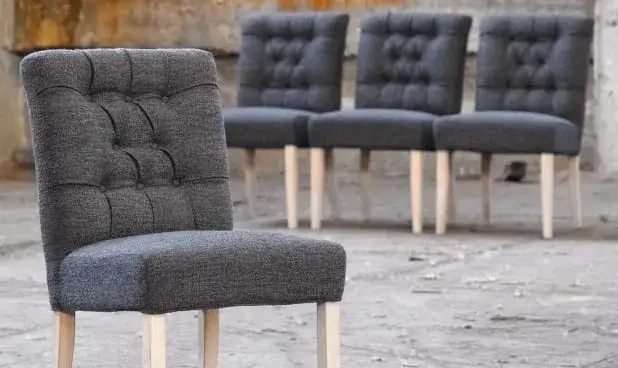 Jak uszyć pokrowiec na krzesło - proste kroki i cenne porady