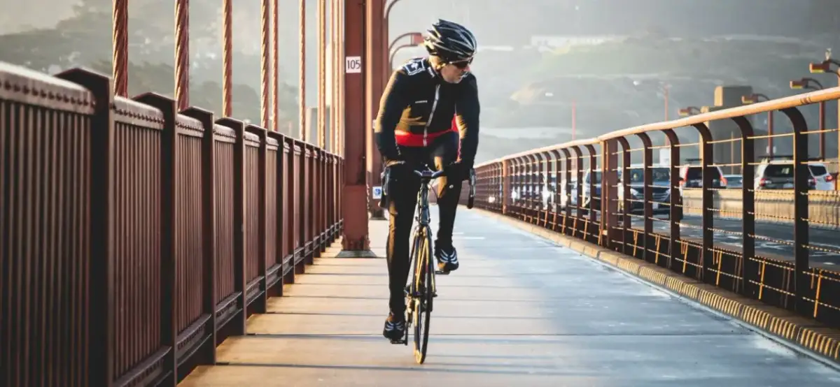 Jak filmy o sporcie wpływają na motywację kolarzy?