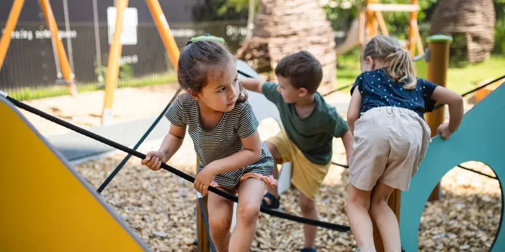 Objawy nadczynności tarczycy u dziecka – jak je rozpoznać i nie przegapić