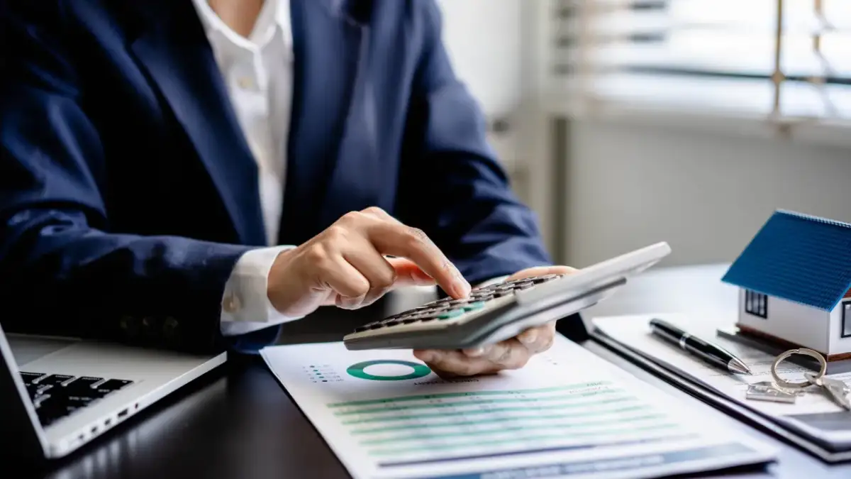 Ile wynosi czynsz za mieszkanie własnościowe? Sprawdź stawki w Polsce