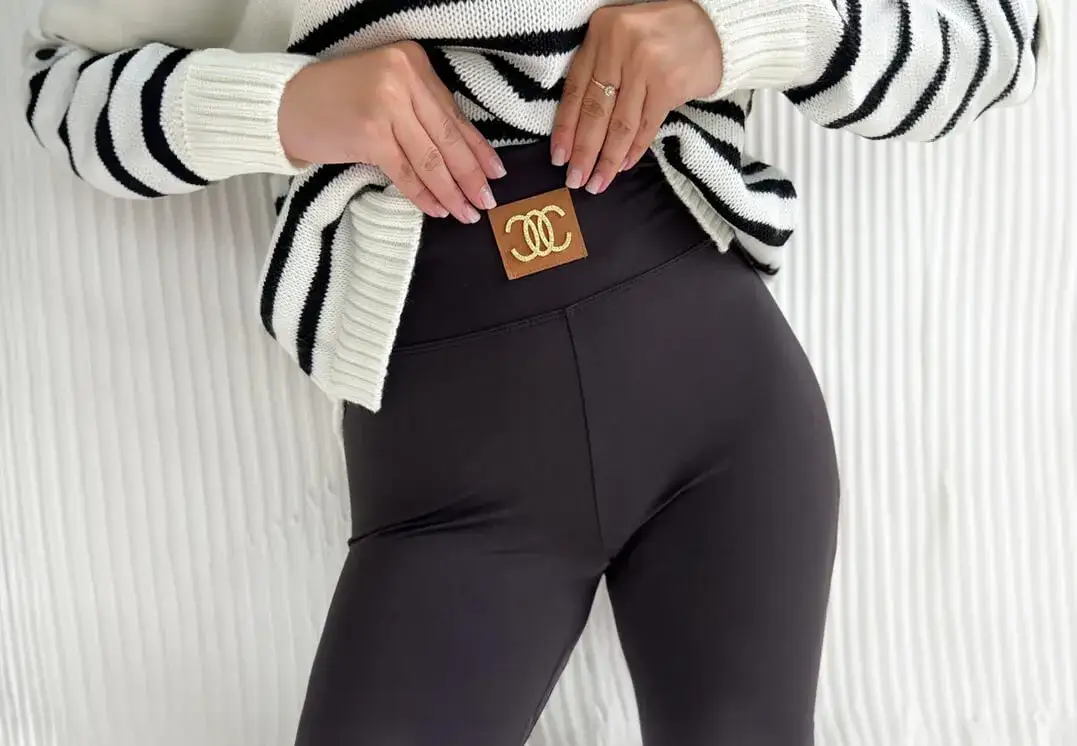 Jaką bluzkę do legginsów wybrać, by uniknąć modowych wpadek?