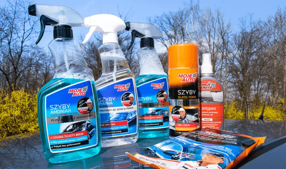 Jak skutecznie myć szyby w samochodzie od wewnątrz bez smug
