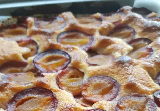 Drożdże na słodko? Przepisy, sekrety i puszyste ciasto bez zakalca