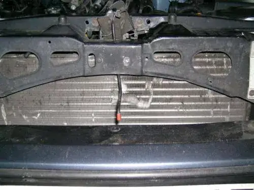 Jak wymienić chłodnicę klimatyzacji Astra H bez zbędnych problemów