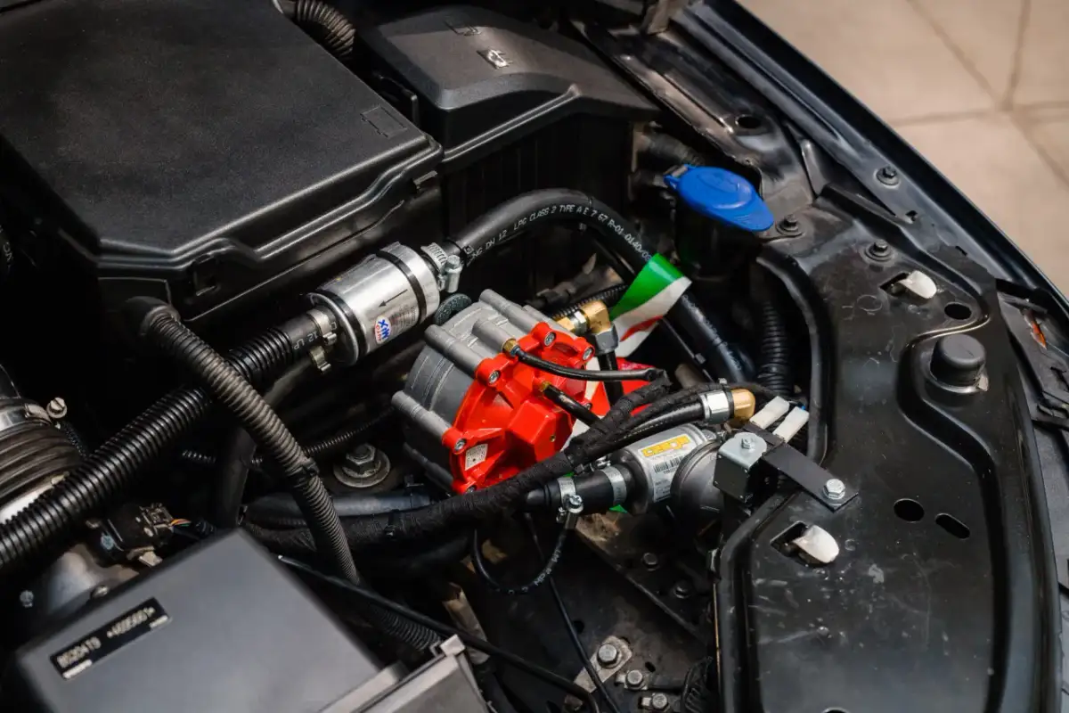 LPG: Co to za gaz? Skład, właściwości, zastosowanie i różnice z CNG