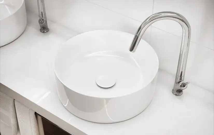 Wysokość umywalki: Jak dobrać idealną i uniknąć błędów? Poradnik