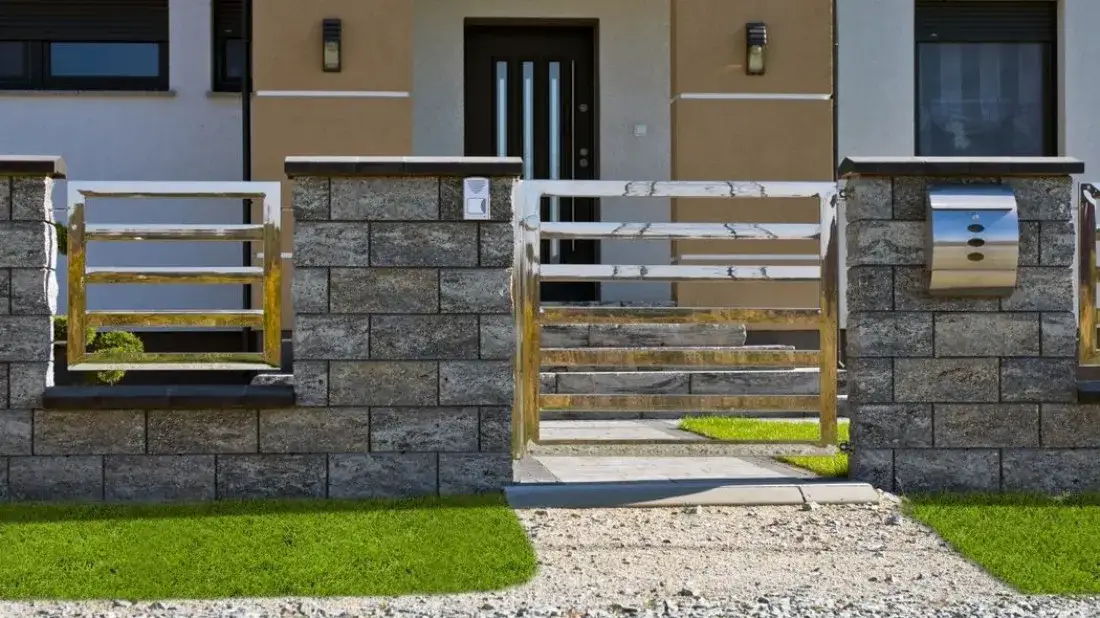 Jak zamontować domofon w furtce - uniknij najczęstszych błędów