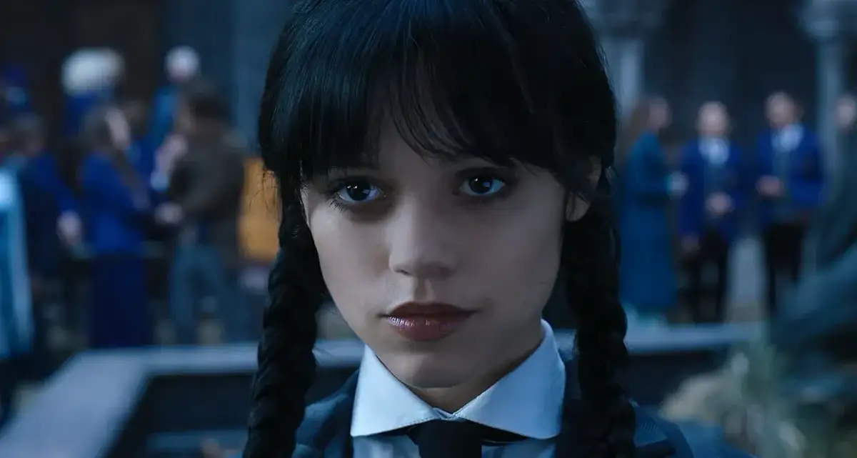 Wszystko o aktorach w serialu Wednesday – nowe twarze i powroty