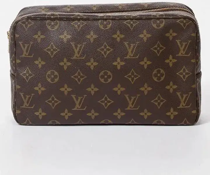 Ile kosztuje kosmetyczka Louis Vuitton? Ceny, modele, gdzie kupić