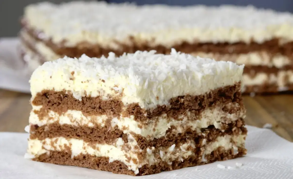 Pyszne ciasto kokosowe z jabłkami - łatwe przepisy na wypieki