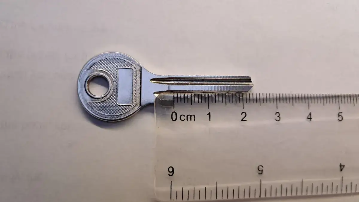 Jaki klucz do skrzynki elektrycznej? Wybierz najlepszy dla siebie