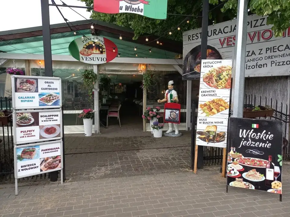 Dźwirzyno: Gdzie zjeść? Sprawdzone miejsca na każdą kieszeń