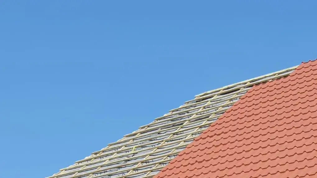 Obróbki blacharskie dach – jak uniknąć najczęstszych błędów w montażu