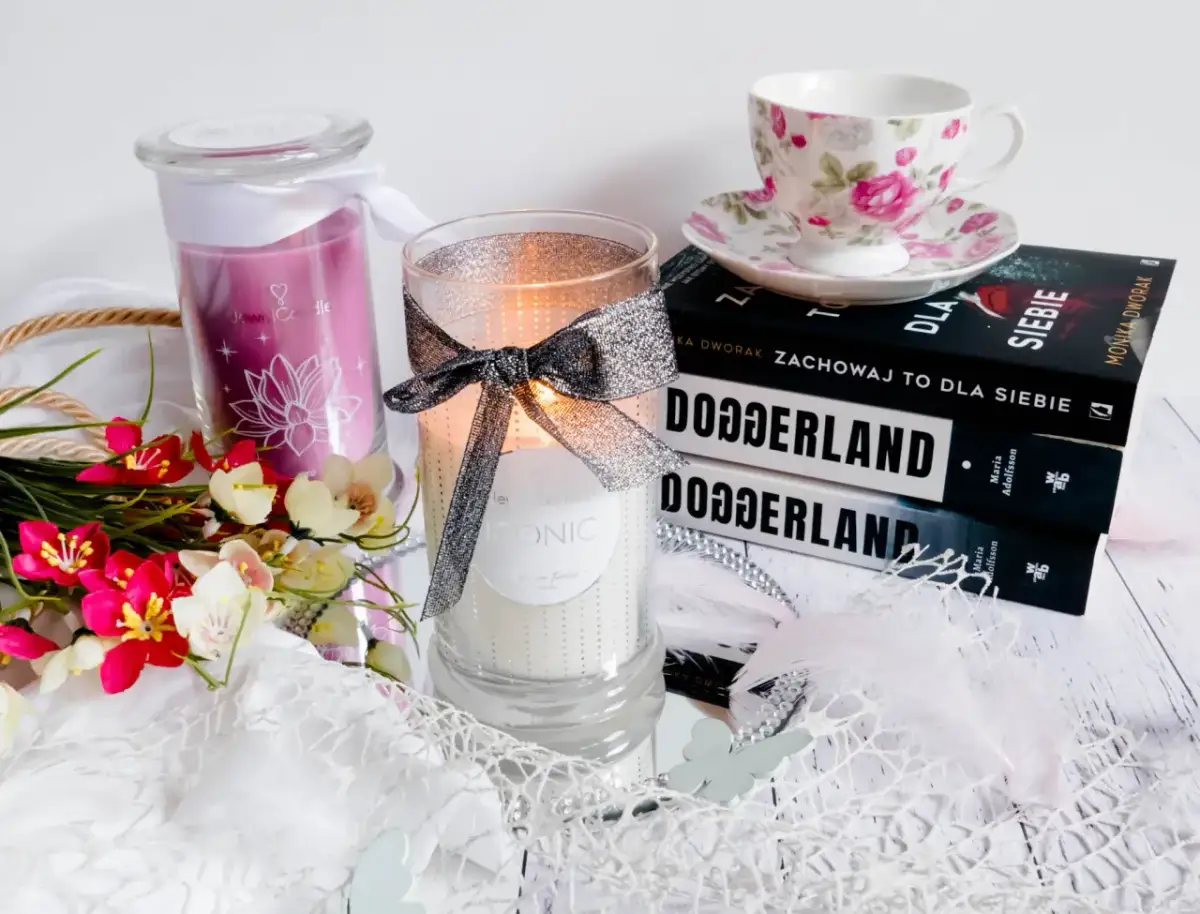 Świeczka w której jest ukryta biżuteria - wyjątkowy prezent z niespodzianką