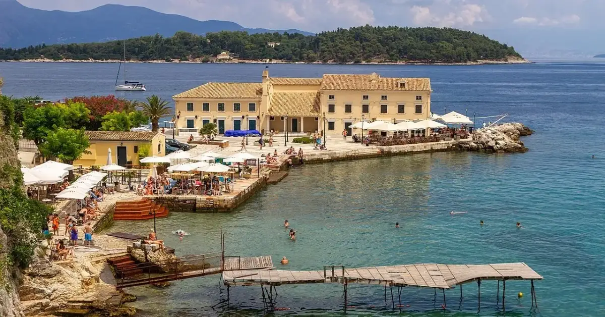 Czy na wyspach greckich jest bezpiecznie? Oto co musisz wiedzieć