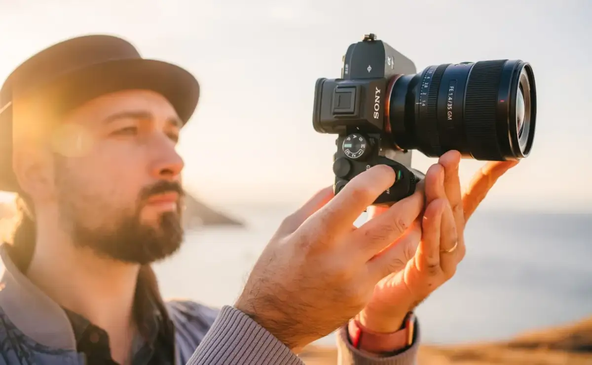 Jaki aparat na początek? Bezlusterkowiec APS-C to najlepszy wybór!