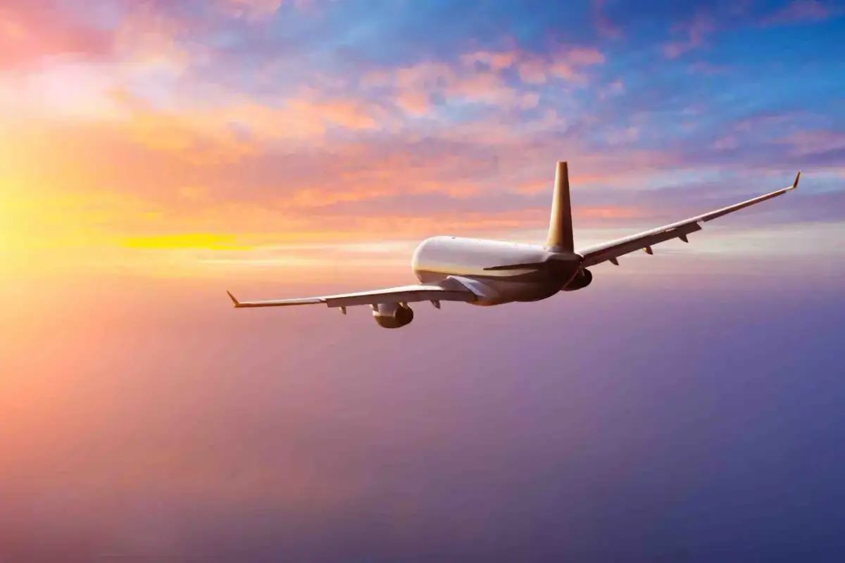 Ile trwa lot do Kenii? Czas przelotu z Polski i co warto wiedzieć