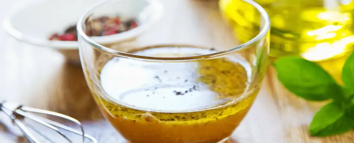 Czym zagęścić sos dietetycznie? Odkryj zdrowe i smaczne alternatywy