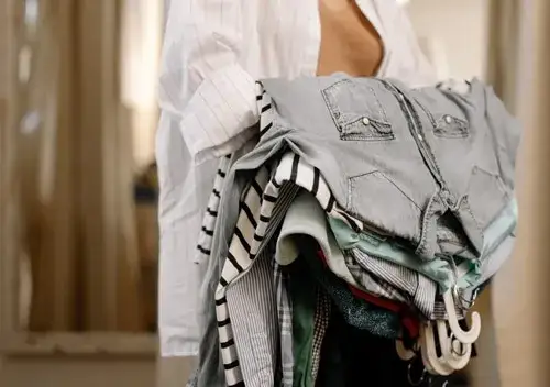 Jak modnie zestawiać ubrania, aby uniknąć modowych wpadek?