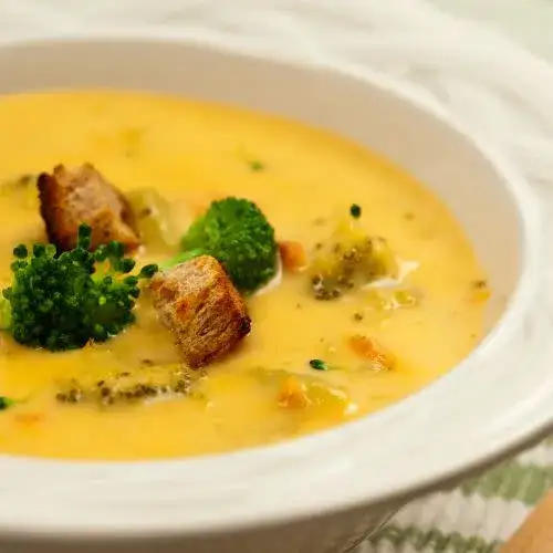 Czym zagęścić zupę dla cukrzyka, aby uniknąć wysokich węglowodanów?