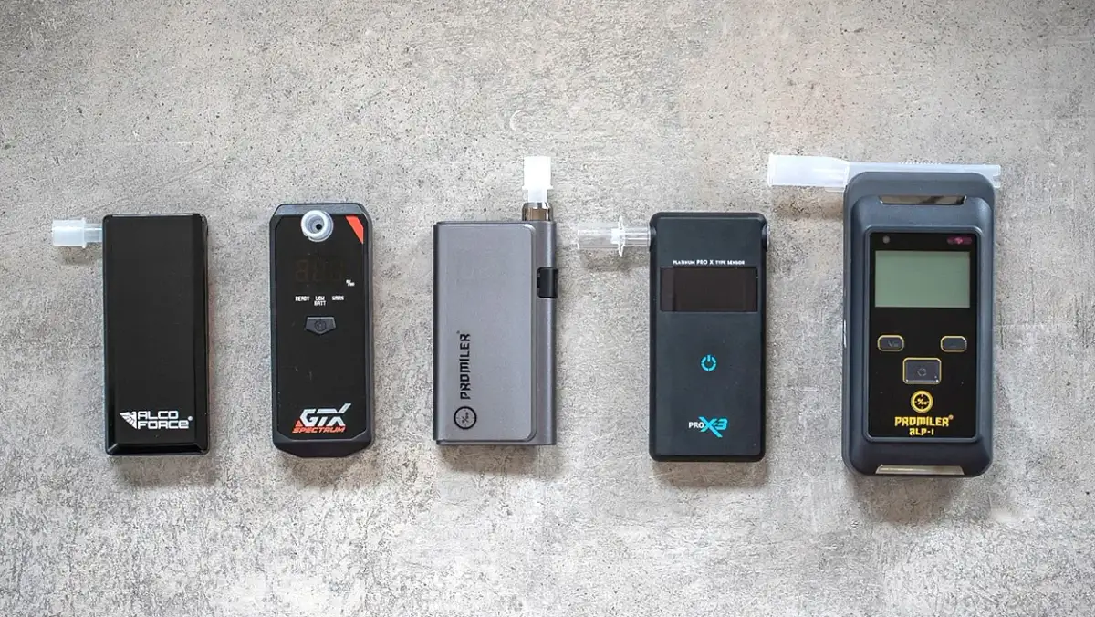 Jaki alkomat do zakładu pracy? Wybierz najlepszy model dla firmy