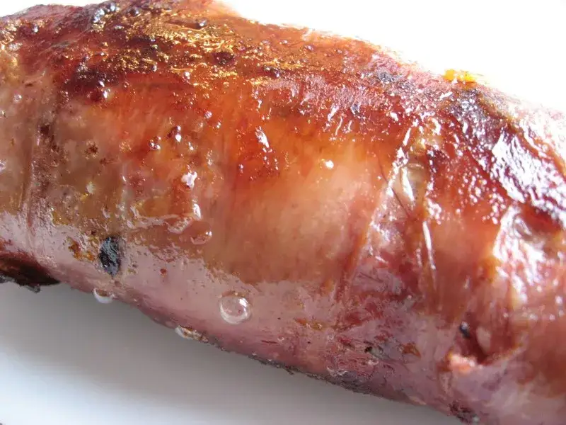 Andouillette à la poêle : le secret pour une cuisson parfaite sans éclater