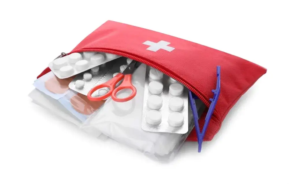 Jak wygląda apteczka? Kompletny przewodnik po zawartości