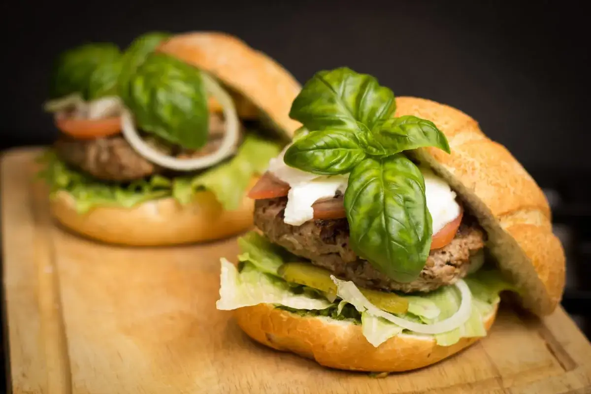 Ricetta Panino Hamburger: I Segreti per un Capolavoro Gourmet