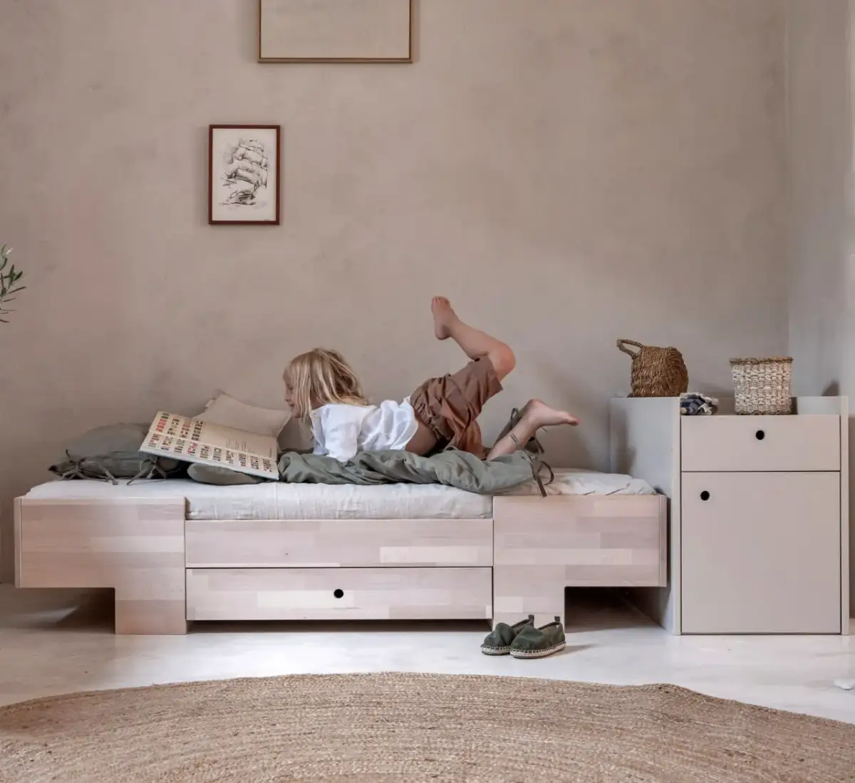 Łóżko które rośnie razem z dzieckiem - oszczędź na meblach i przestrzeni