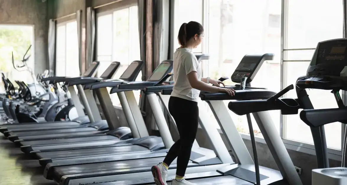 Jaki sprzęt do ćwiczeń na odchudzanie? Sprawdź, co naprawdę działa!