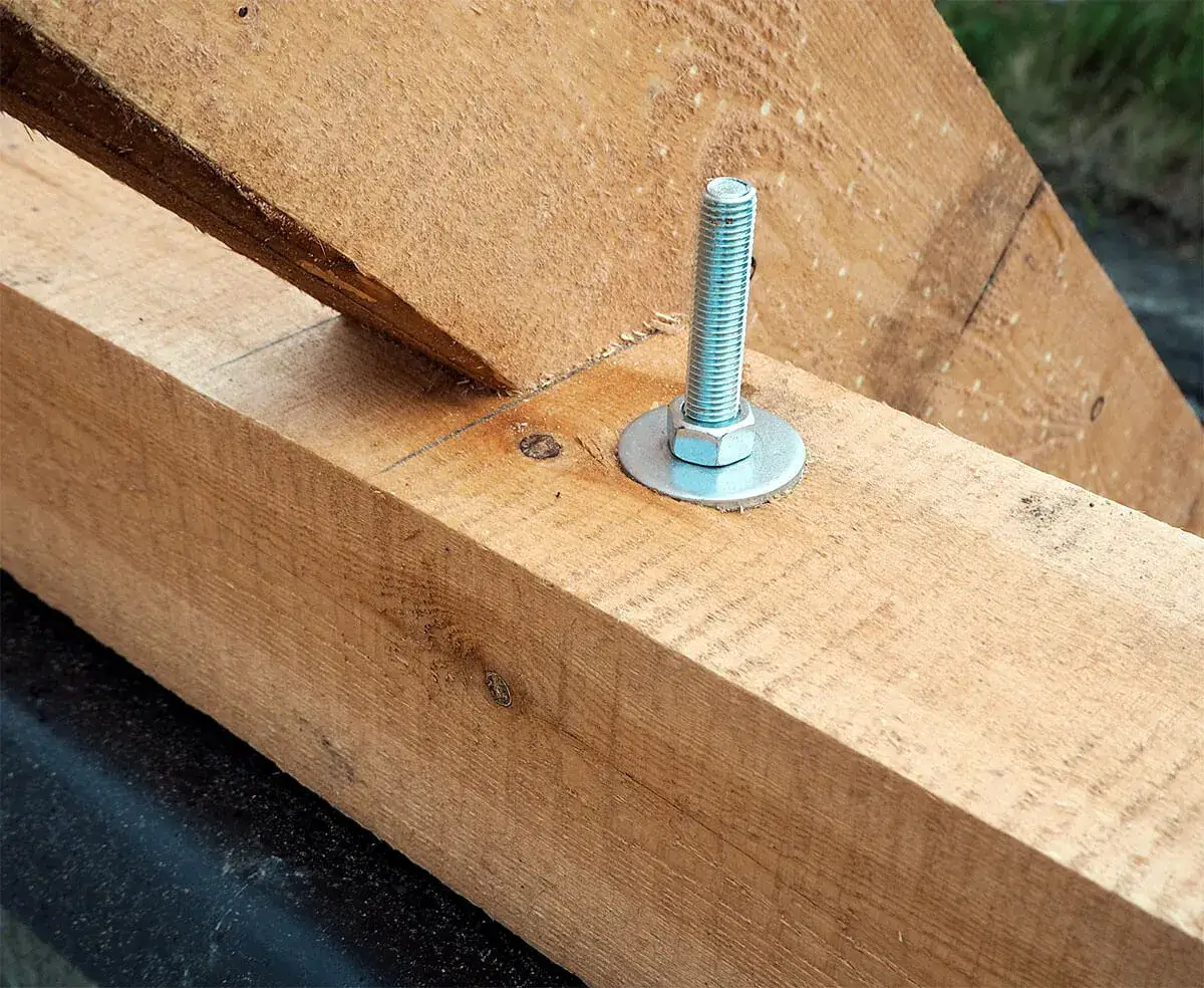 Jak zaciąć krokwie na dach, aby uniknąć błędów i zapewnić trwałość