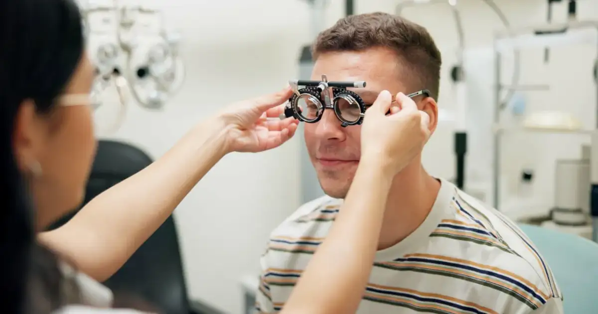 Okulary z NFZ dla dorosłych: Ile dostaniesz i jak krok po kroku?