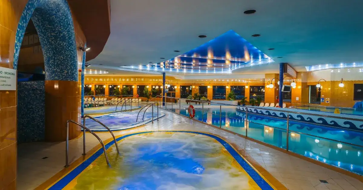 Hotel Gołębiewski Mikołajki - historia powstania i rozwój atrakcji