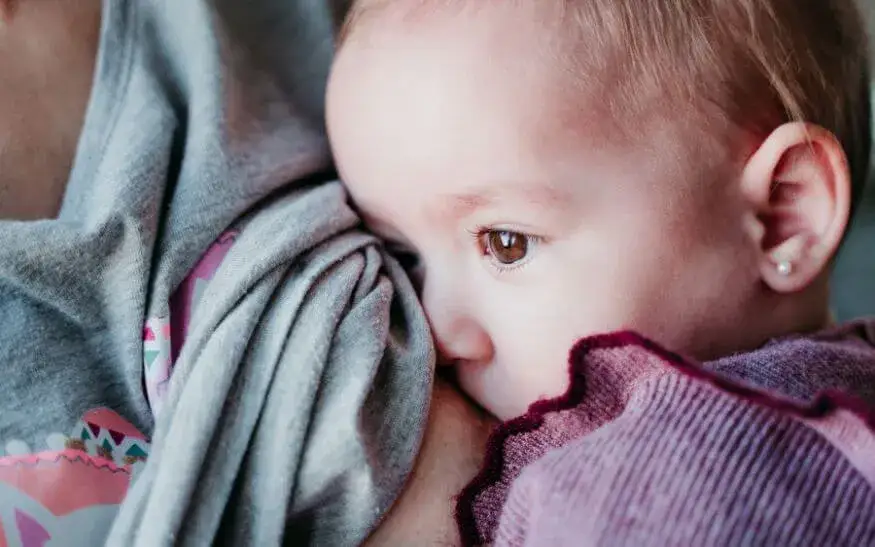 Do jakiego wieku karmić piersią? Odpowiedzi na nurtujące pytania