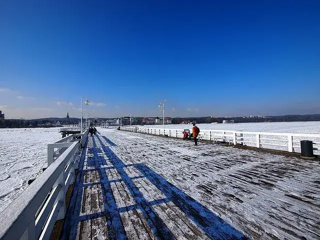 Sopot: Przewodnik po atrakcjach. Co robić latem i zimą?