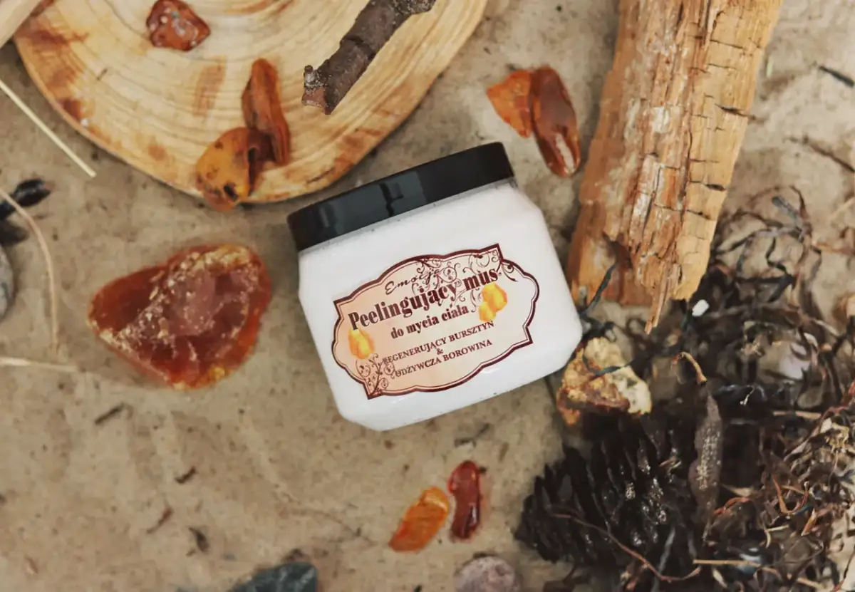 Pielęgnacja po peelingu enzymatycznym: Krem to mus! Co wybrać?