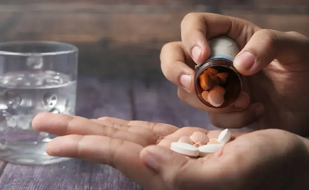 Na co jest lek nifuroksazyd i jak skutecznie zwalcza biegunkę?