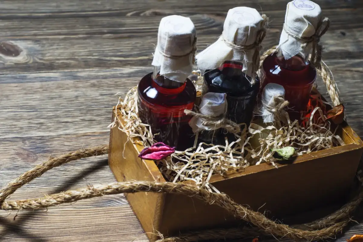 Najlepsze pomysły jak śmiesznie zapakować alkohol na prezent i zaskoczyć bliskich