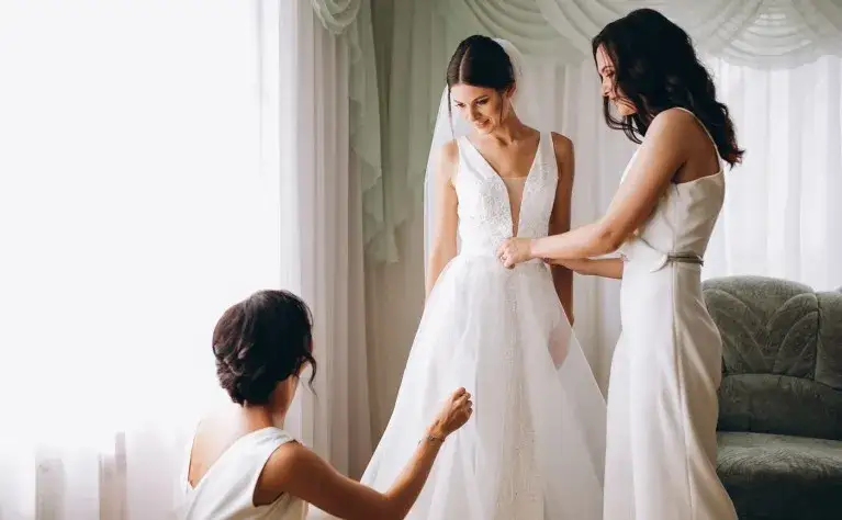 Jak kupić suknię ślubną i uniknąć najczęstszych błędów?
