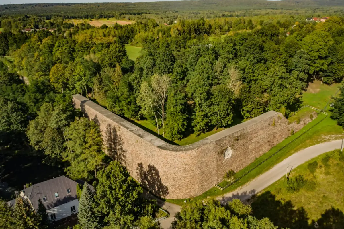 Miedziana Góra atrakcje: Odkryj najlepsze miejsca i aktywności