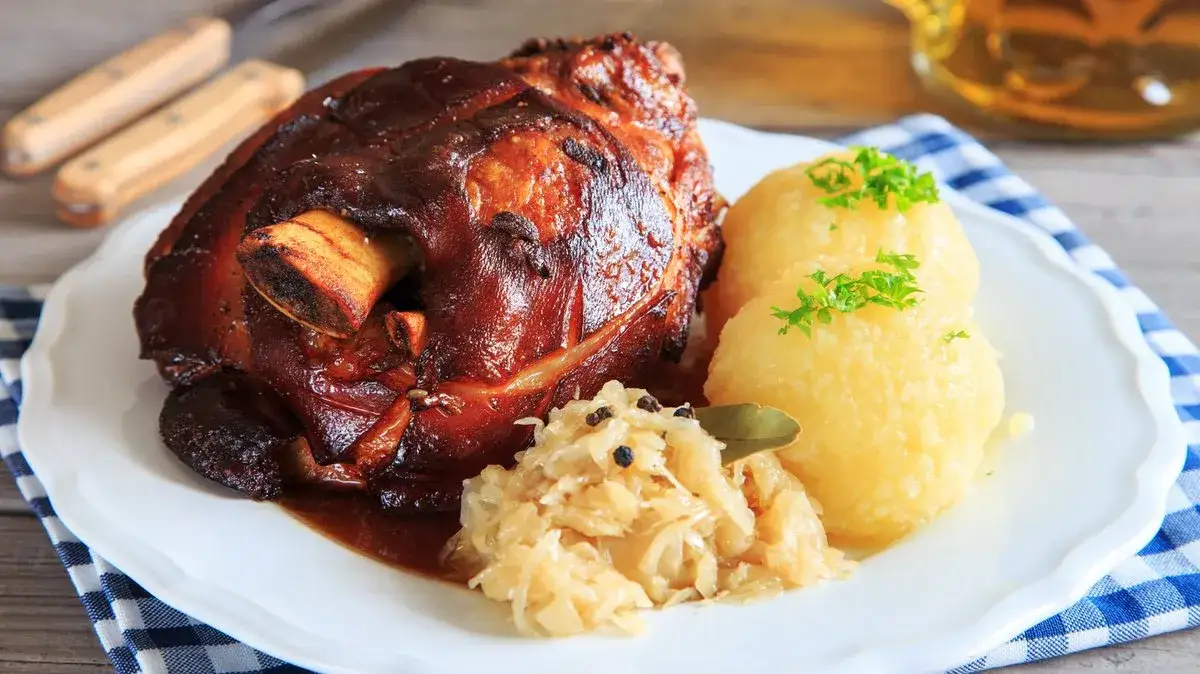 Golonka idealna: Ile gotować, by rozpływała się w ustach?