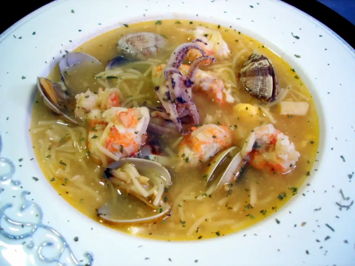 Sopa de fideo con pescado: la receta definitiva para un sabor auténtico